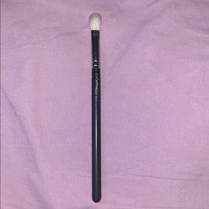 MAC 217 BRUSH